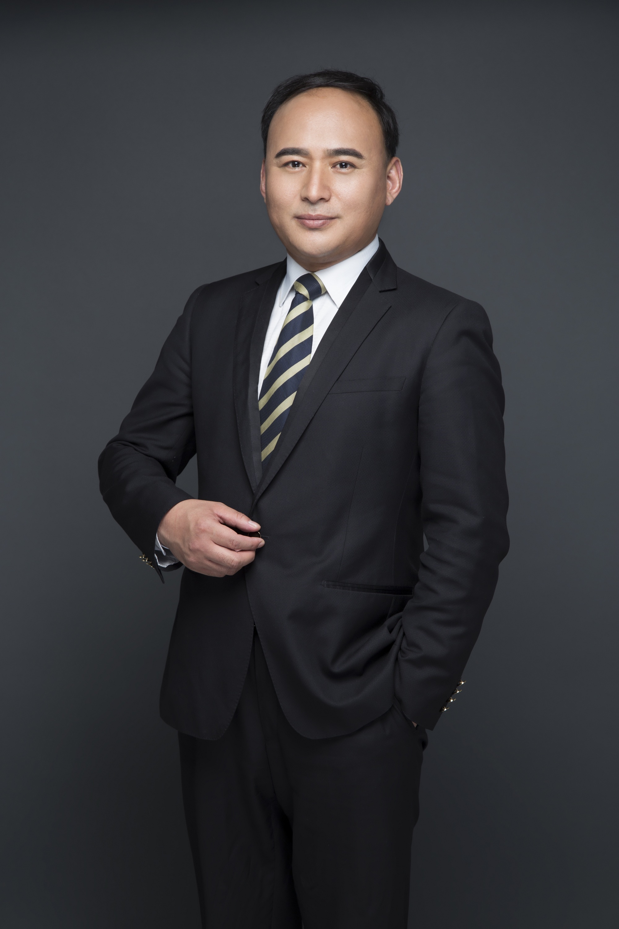 宋闻舟 视觉与舞美负责人